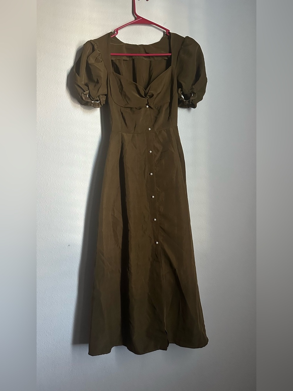 Olive Puff-Sleeve Button-Front Maxi Dress
